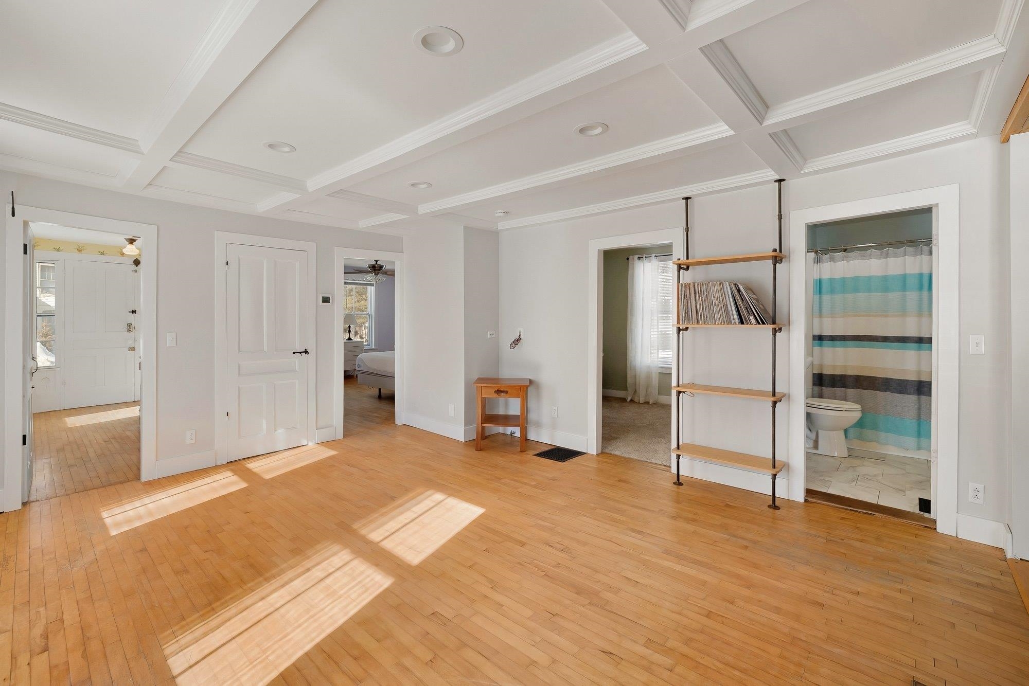 227 Hollow Road Waterbury, VT 05677 - Photo 4 of 44