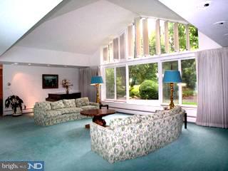 928 Frazier Road Rydal, PA 19046 - Photo 2 of 6