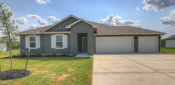 $365,000 | 450 Kolbo Crossing Drive, Lockhart, TX 78644