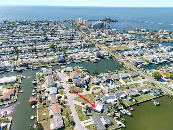 $435,000 | 13630 Lagoon Drive, Hudson, FL 34667