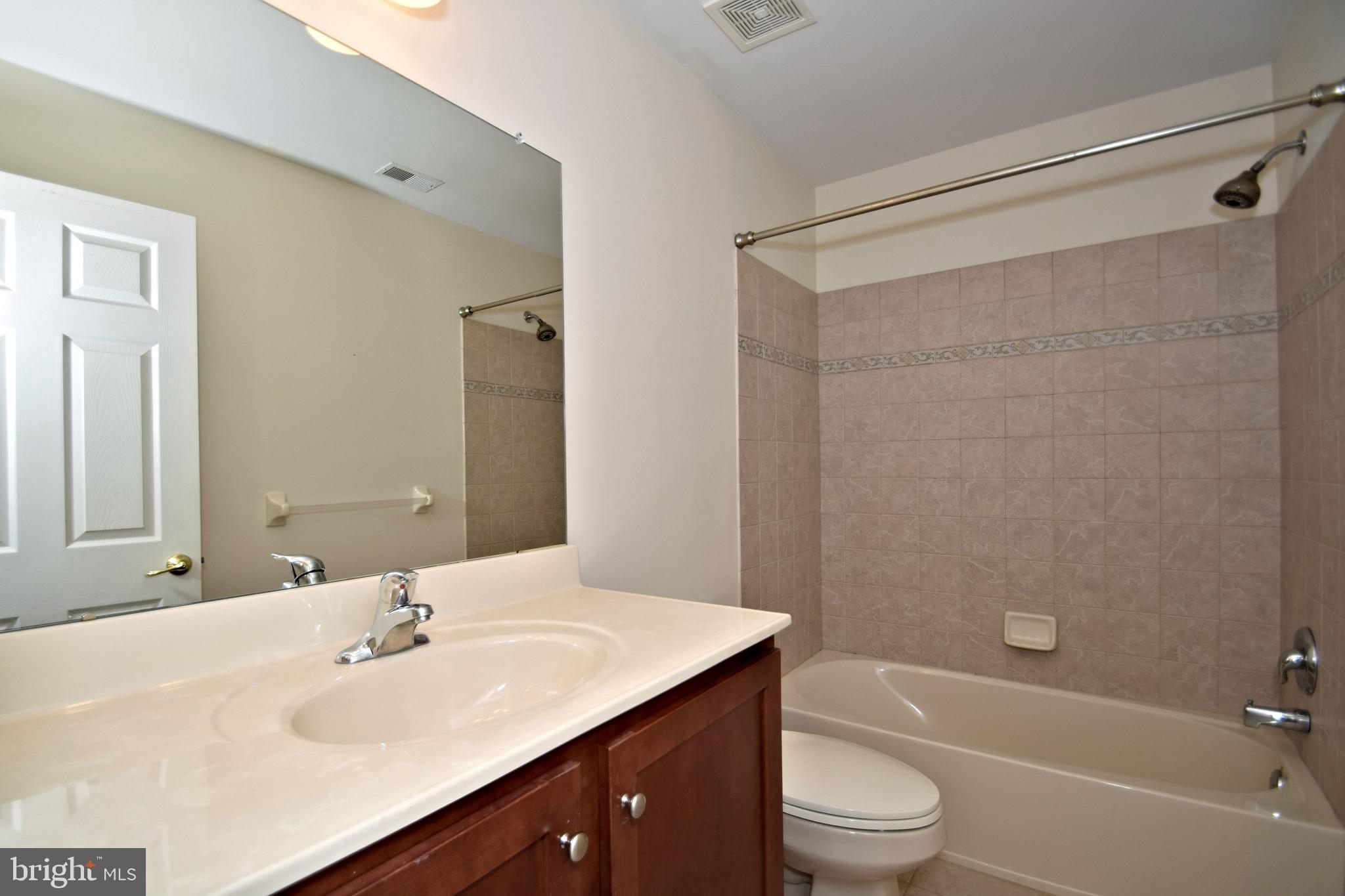 10 Wellington Road Newtown, PA 18940 - Photo 21 of 24 Upgraded hall bath