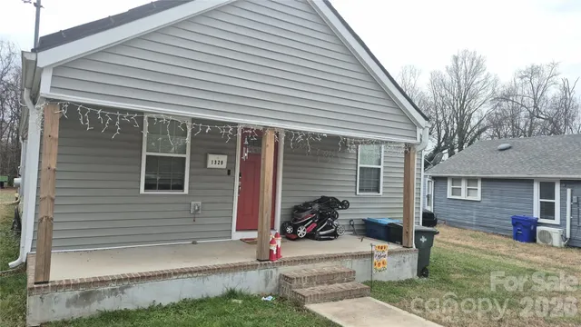 $215,000 | 1329 West Bank Street, Salisbury, NC 28144
