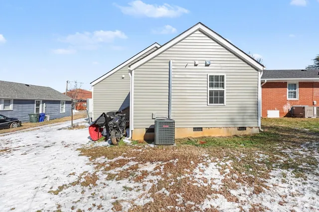 $215,000 | 1329 West Bank Street, Salisbury, NC 28144