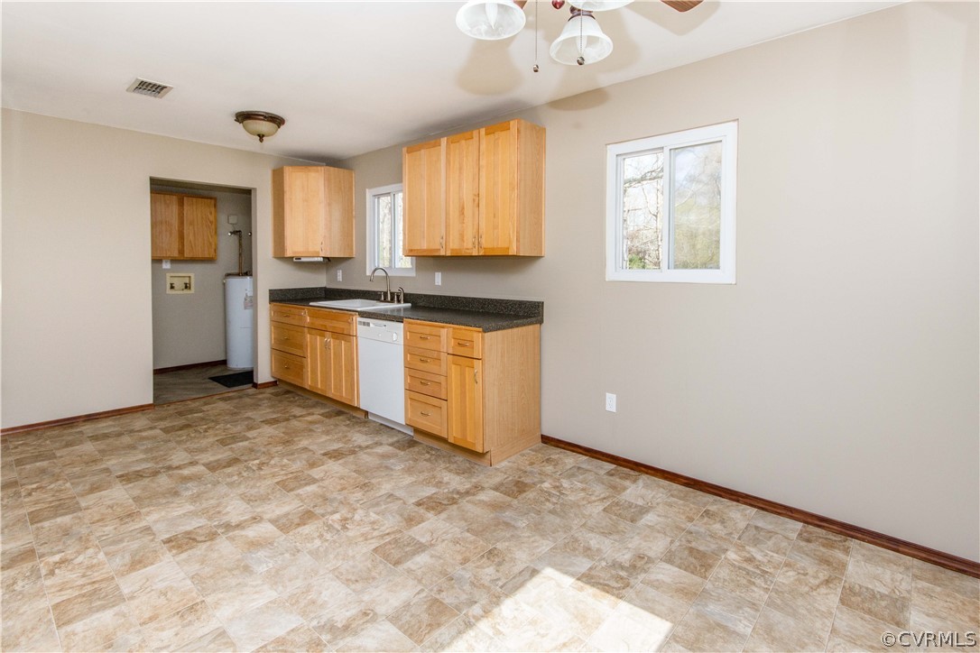 11246 Lawyers Road Prince George, VA 23875 - Photo 8 of 32 Gallery Image 8