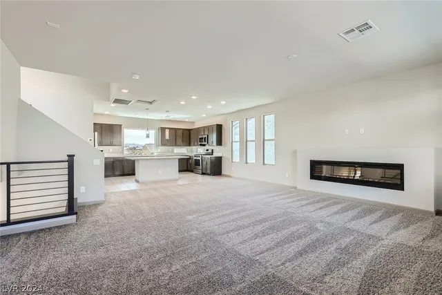 $2,650 | 8067 Haywood Estate Avenue, Las Vegas, NV 89113