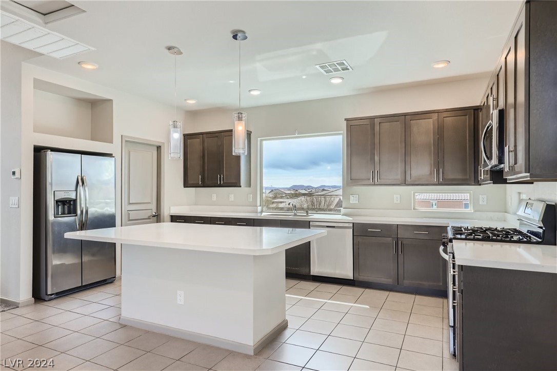 8067 Haywood Estate Avenue Las Vegas, NV 89113 - Photo 8 of 27