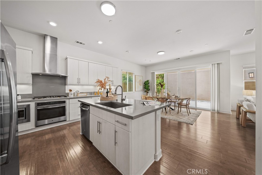 229 Radial Irvine, CA 92618 - Photo 9 of 48