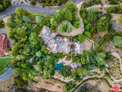 $6,750,000 | 25010 Thousand Peaks Road, Calabasas, CA 91302