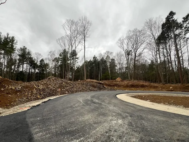 $1,280,000 | 13 Washburn Farm Lane, Unit 7, Kittery, ME 03904