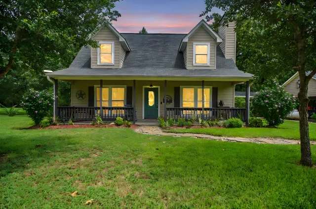 $430,000 | 2551 Gilliland Creek Road, Huntington, TX 75949