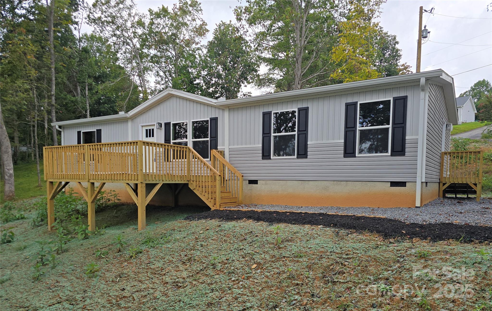 22 McGee Hl Road Fairview, NC 28730 - Photo 1 of 36