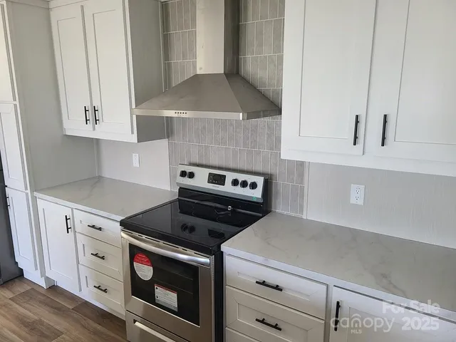 $319,000 | 22 McGee Hl Road, Fairview, NC 28730