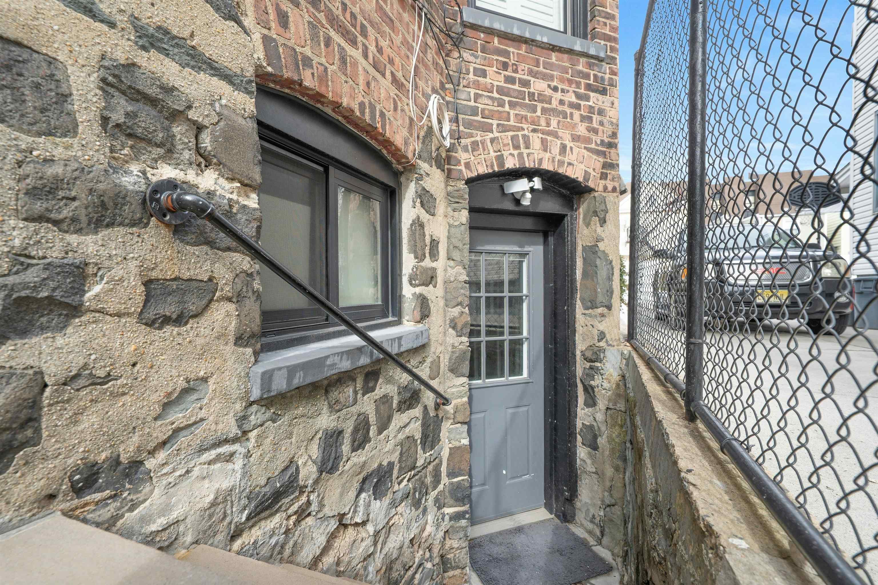 722 27th Street, Unit G Union City, NJ 07087 - Photo 20 of 25 a view of entryway