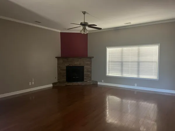 $2,100 | 110 Stratford Lane, Thomson, GA 30824
