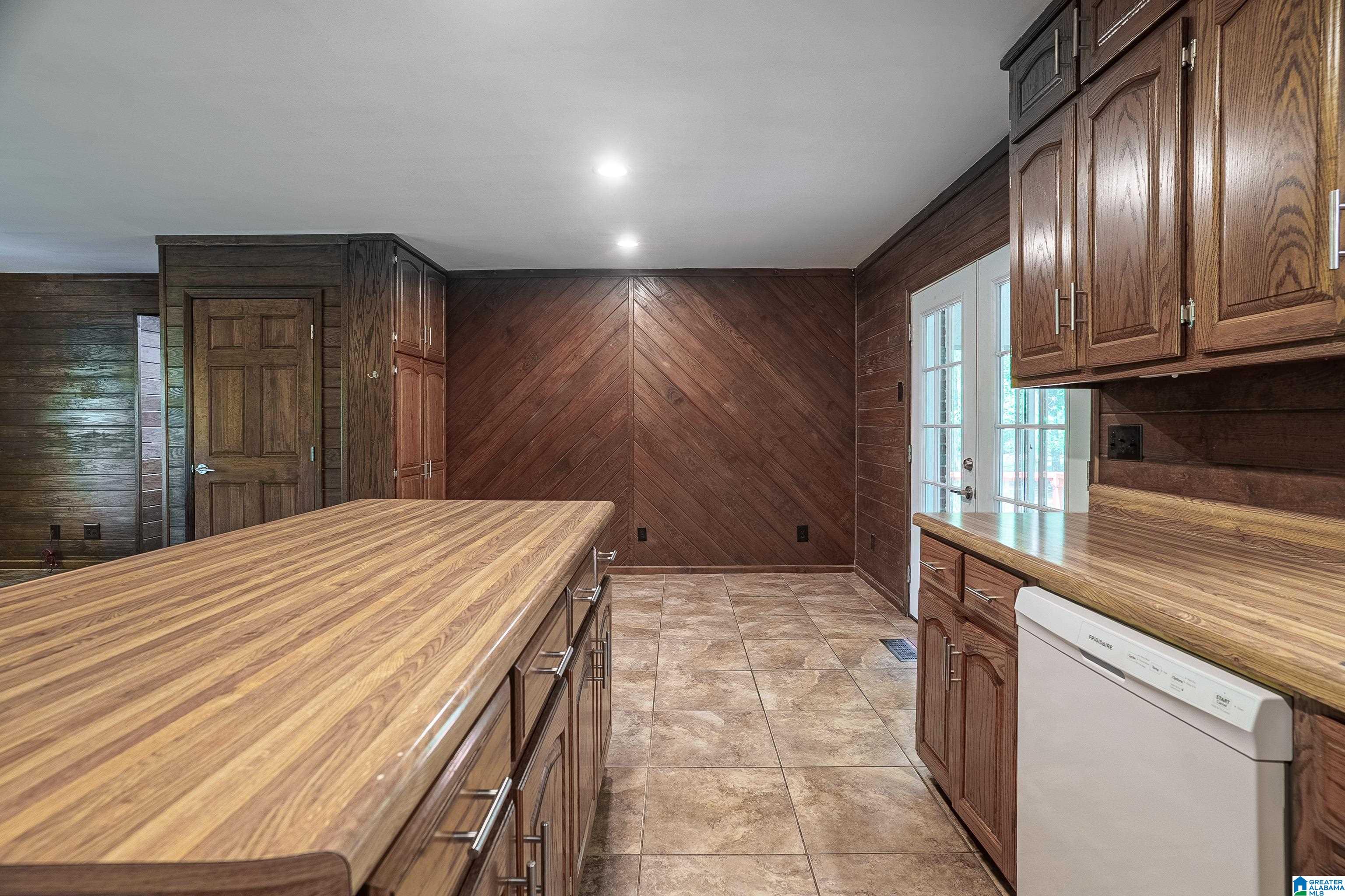 87 Roberts Road Ashville, AL 35953 - Photo 17 of 42