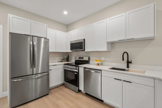 $499,900 | 7 Cross Street, Unit U205, Wilmington, MA 01887