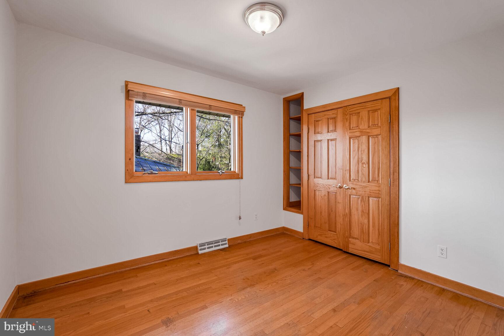 6545 Hitt Avenue McLean, VA 22101 - Photo 18 of 40