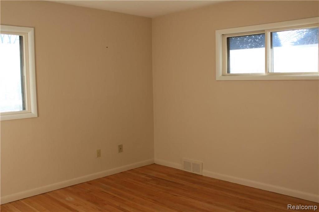 28391 Bay Tree Road Farmington Hills, MI 48334 - Photo 50 of 74