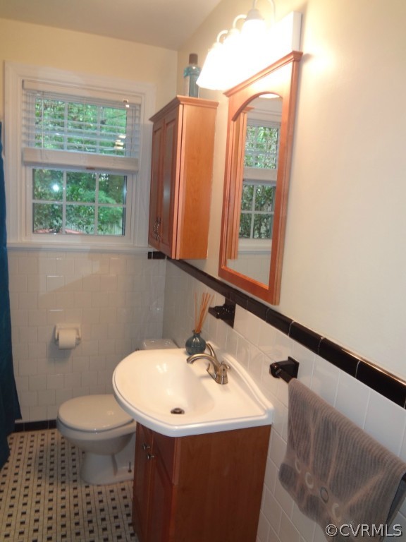 1204 Santa Rosa Road Henrico, VA 23229 - Photo 9 of 20 Gallery Image 9