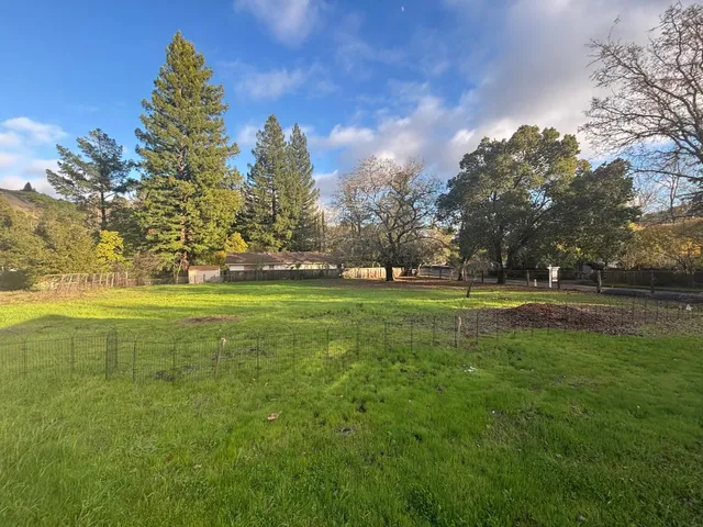 a view of a golf course