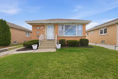 $525,000 | 4312 Nottingham Avenue, Norridge, IL 60706
