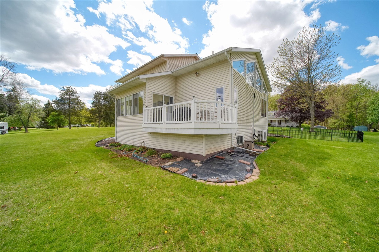 7155 Bayview Road Jackson, MI 49201 - Photo 51 of 67