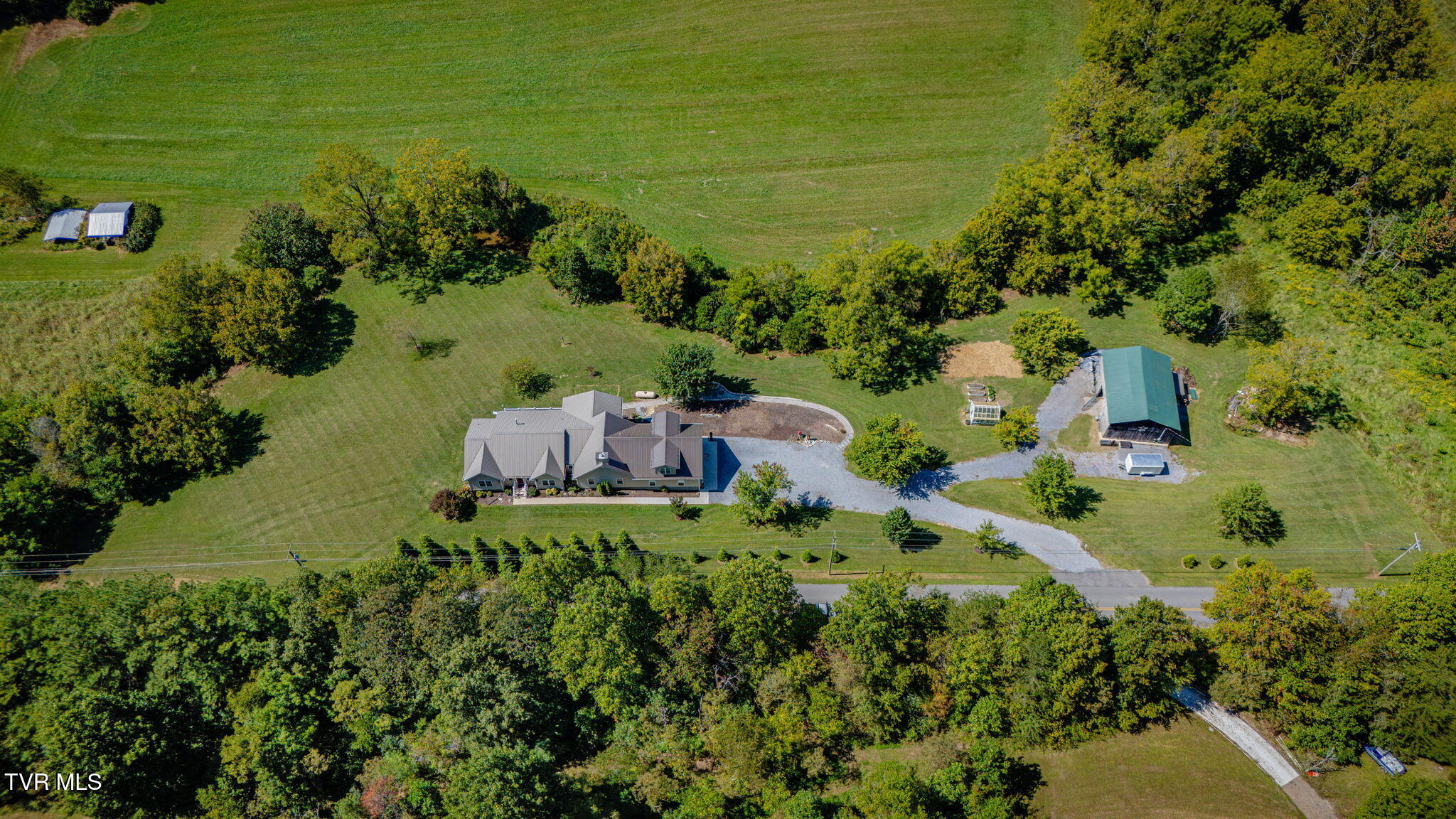 399 Carson Creek Road Limestone, TN 37681 - Photo 3 of 74 101 (2)