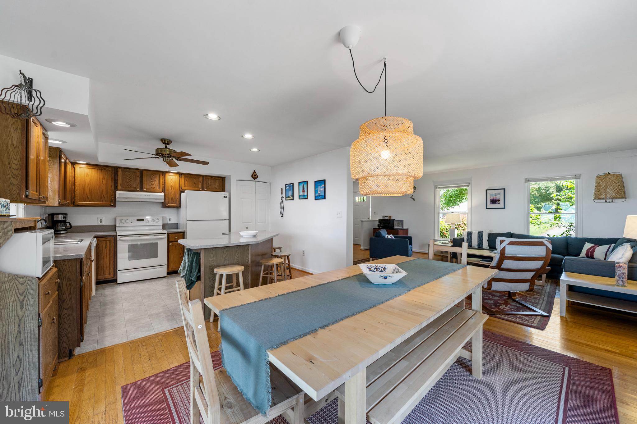 13555 South View Road Newburg, MD 20664 - Photo 11 of 74 Dining room off kitchen