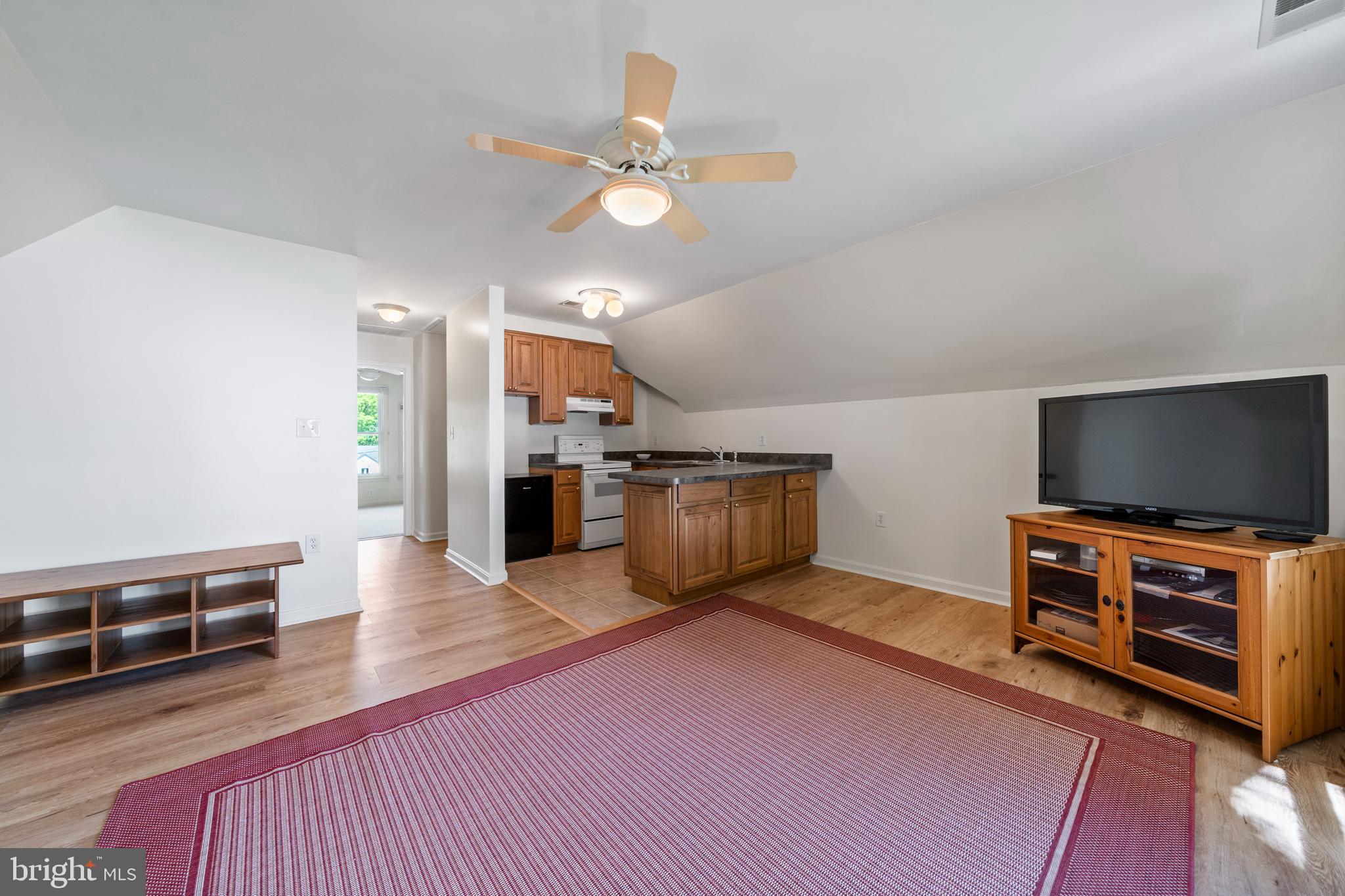 13555 South View Road Newburg, MD 20664 - Photo 37 of 74 In-law suite