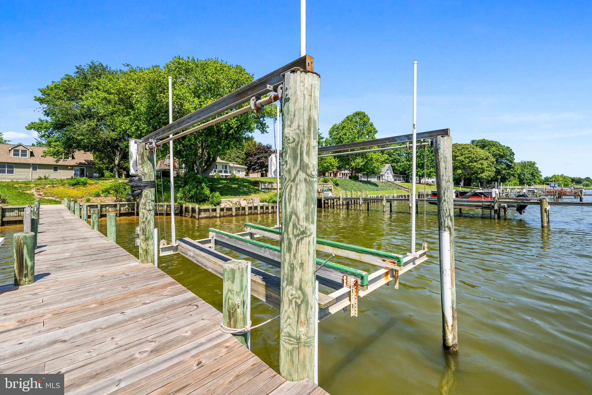 13555 South View Road Newburg, MD 20664 - Photo 65 of 74 Boat life on pier