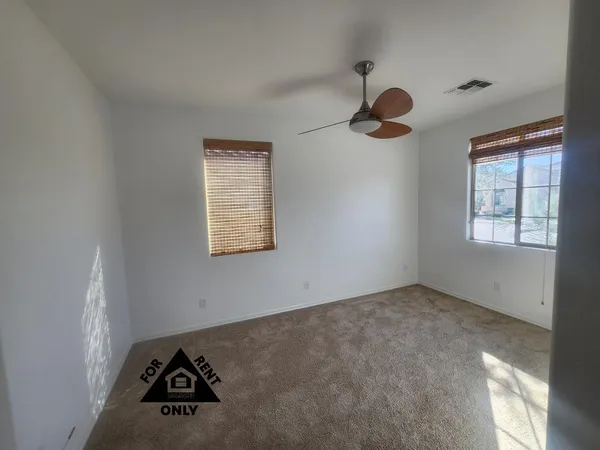 $2,200 | 7239 North 89th Drive, Glendale, AZ 85305