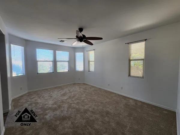 $2,200 | 7239 North 89th Drive, Glendale, AZ 85305