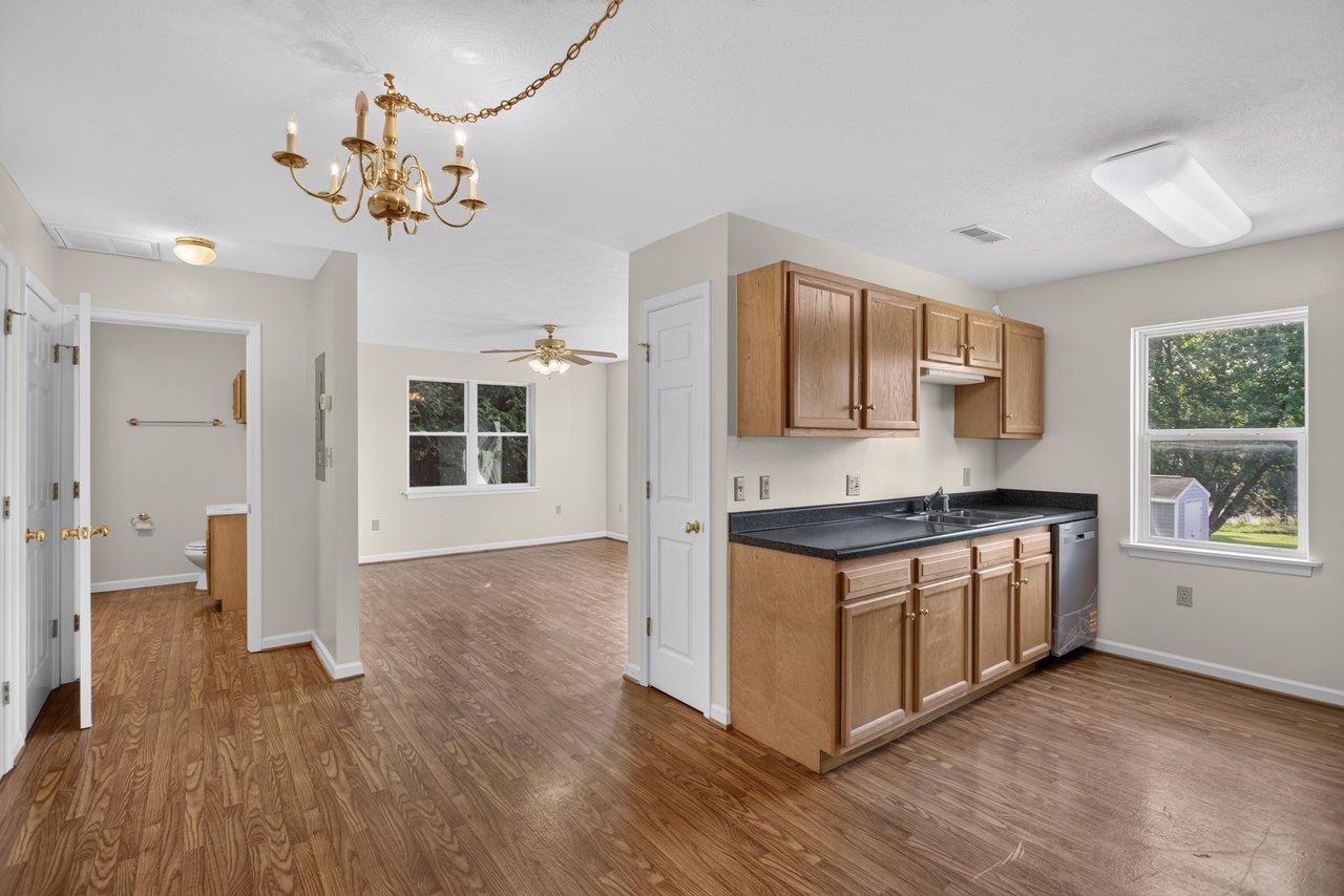 2486 Grace Chapel Road Harrisonburg, VA 22801 - Photo 8 of 40