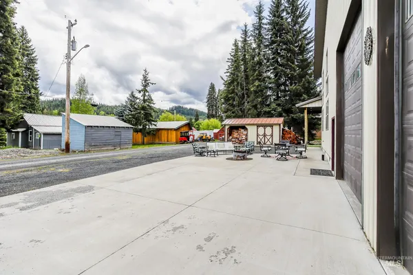 $499,000 | 110 3rd Avenue, Pierce, ID 83546