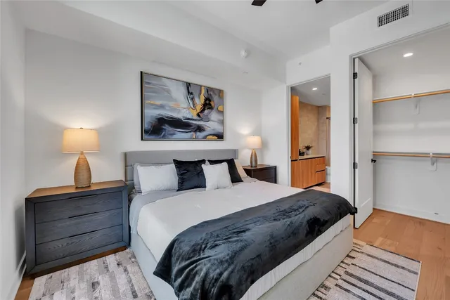 $3,600 | 84 East Avenue, Unit 3208, Austin, TX 78701