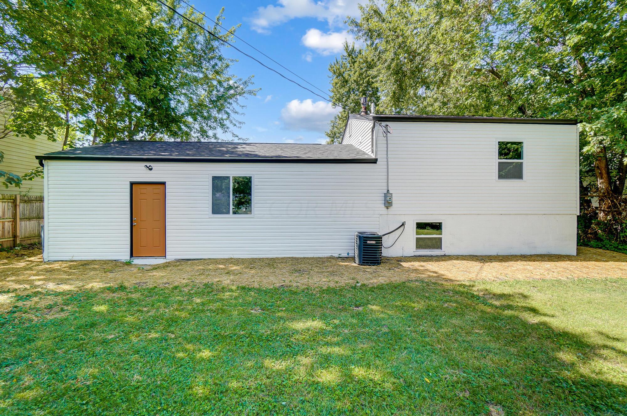 5430 Everson Road North Columbus, OH 43232 - Photo 22 of 25 023