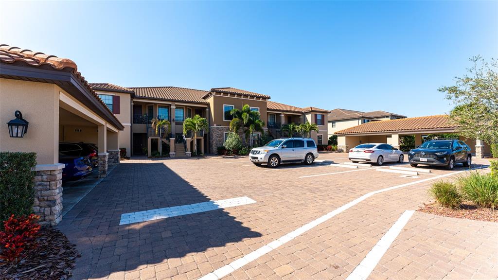 a car parked in front of a building