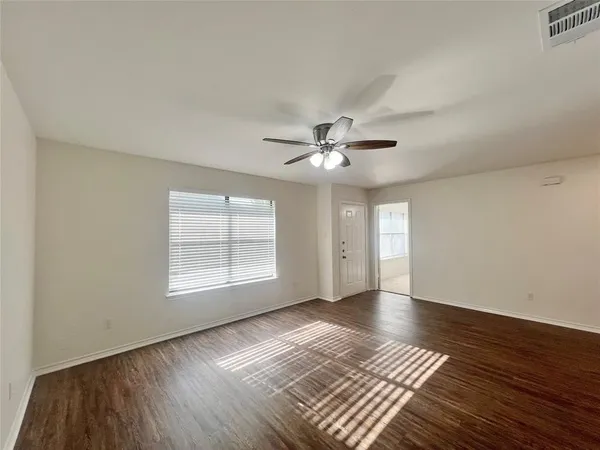 $1,650 | 938 Austin Court, Weatherford, TX 76086