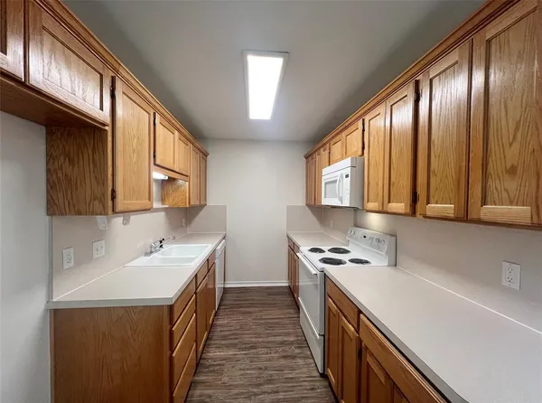 $1,650 | 938 Austin Court, Weatherford, TX 76086