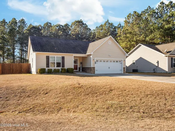 $295,000 | 204 Demetrius Court, Hubert, NC 28539