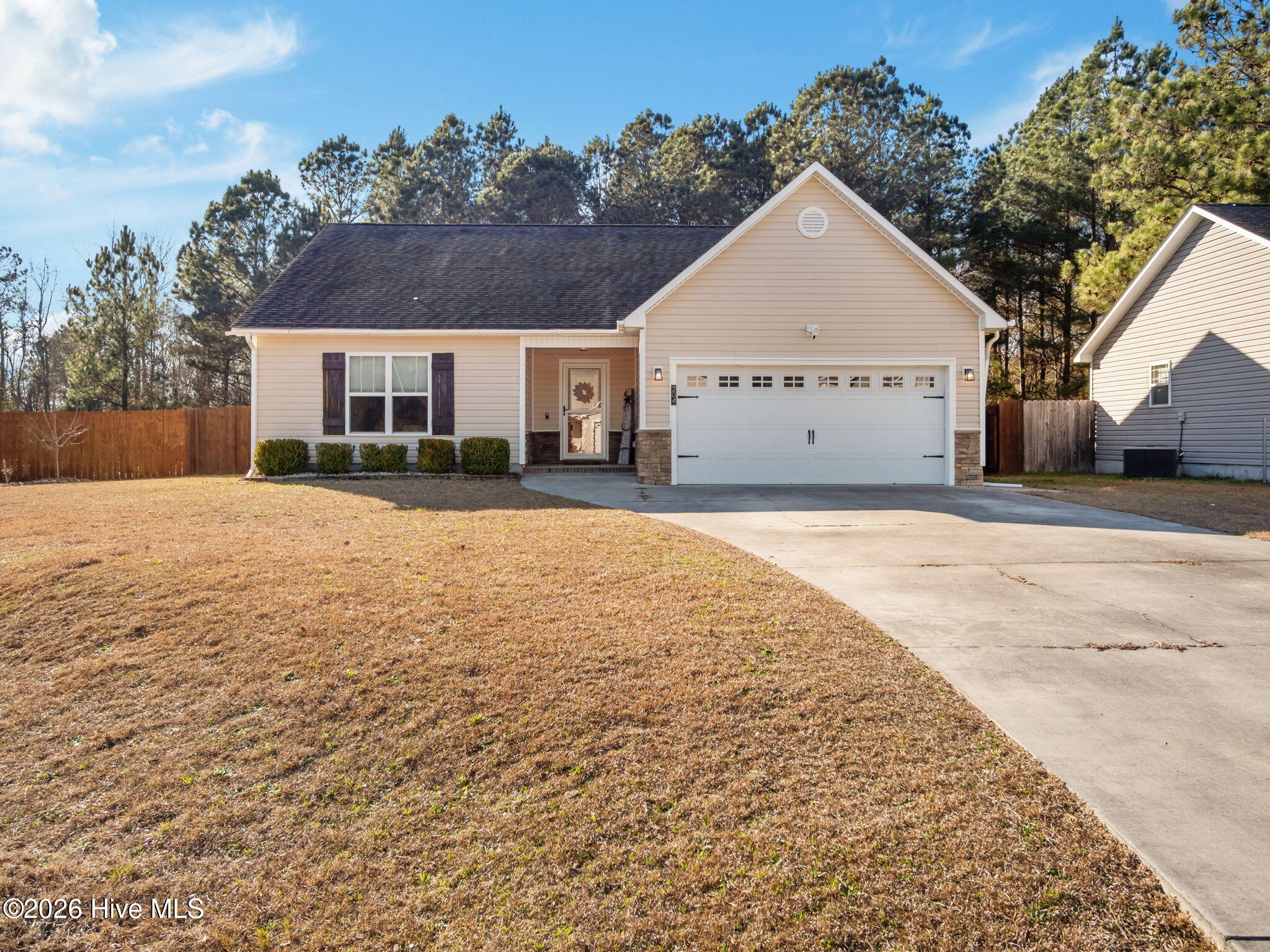 204 Demetrius Court Hubert, NC 28539 - Photo 2 of 31 1-web-or-mls-P1138871