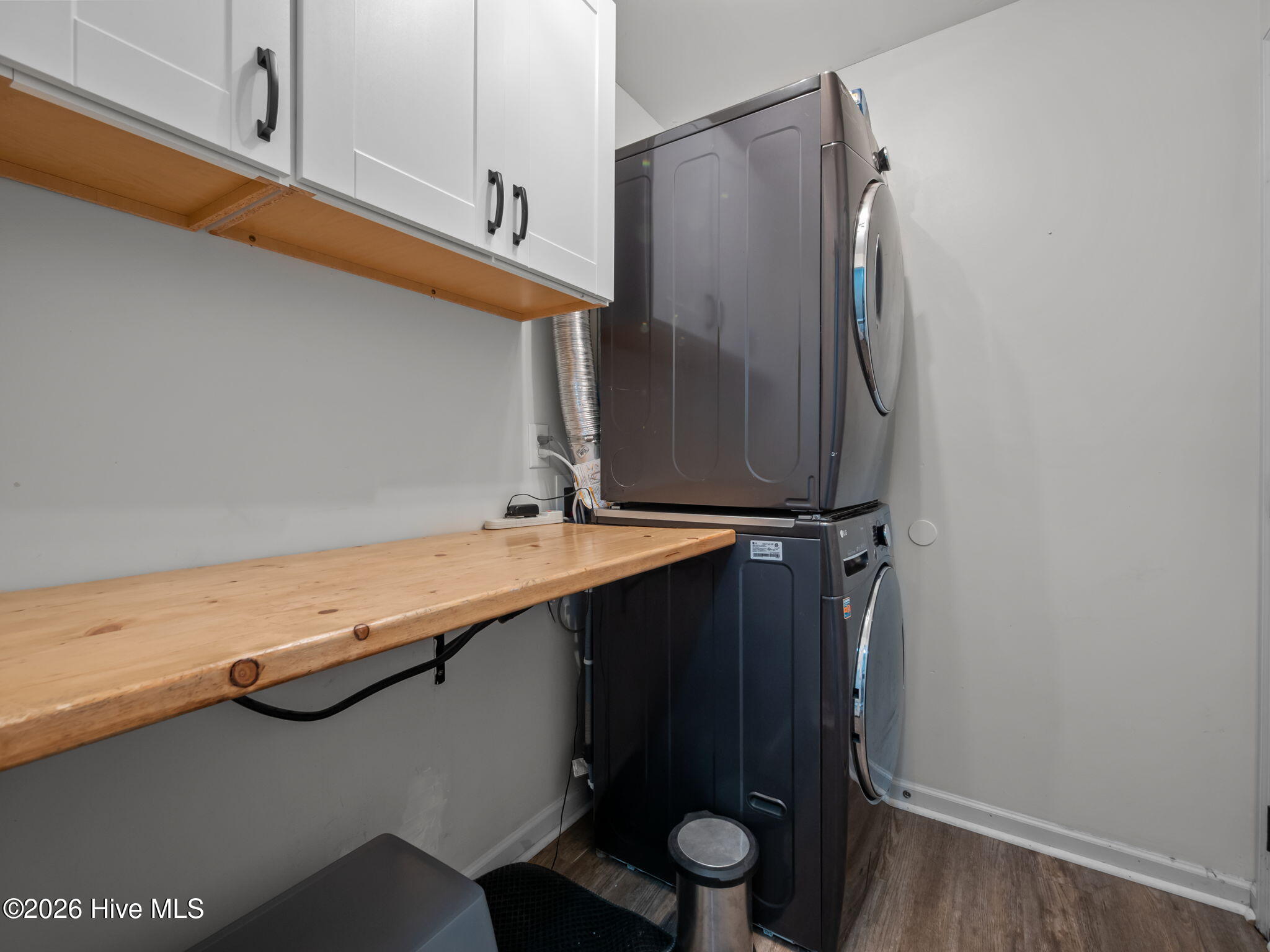 204 Demetrius Court Hubert, NC 28539 - Photo 7 of 31 Laundry room off garage