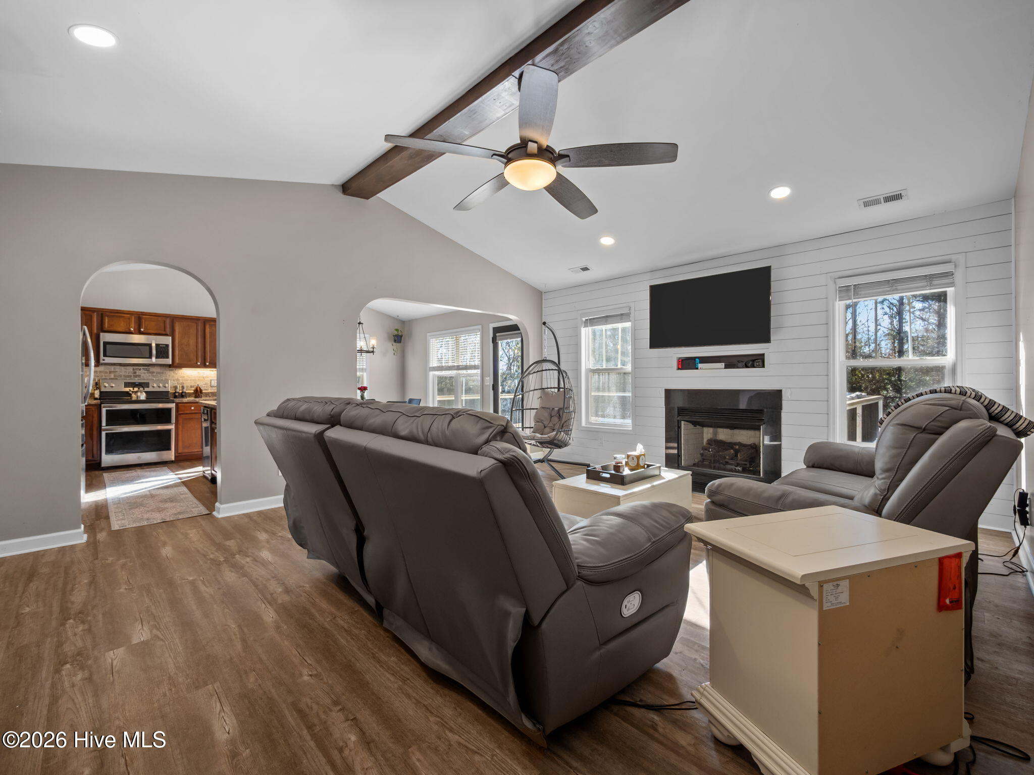 204 Demetrius Court Hubert, NC 28539 - Photo 9 of 31 Living room