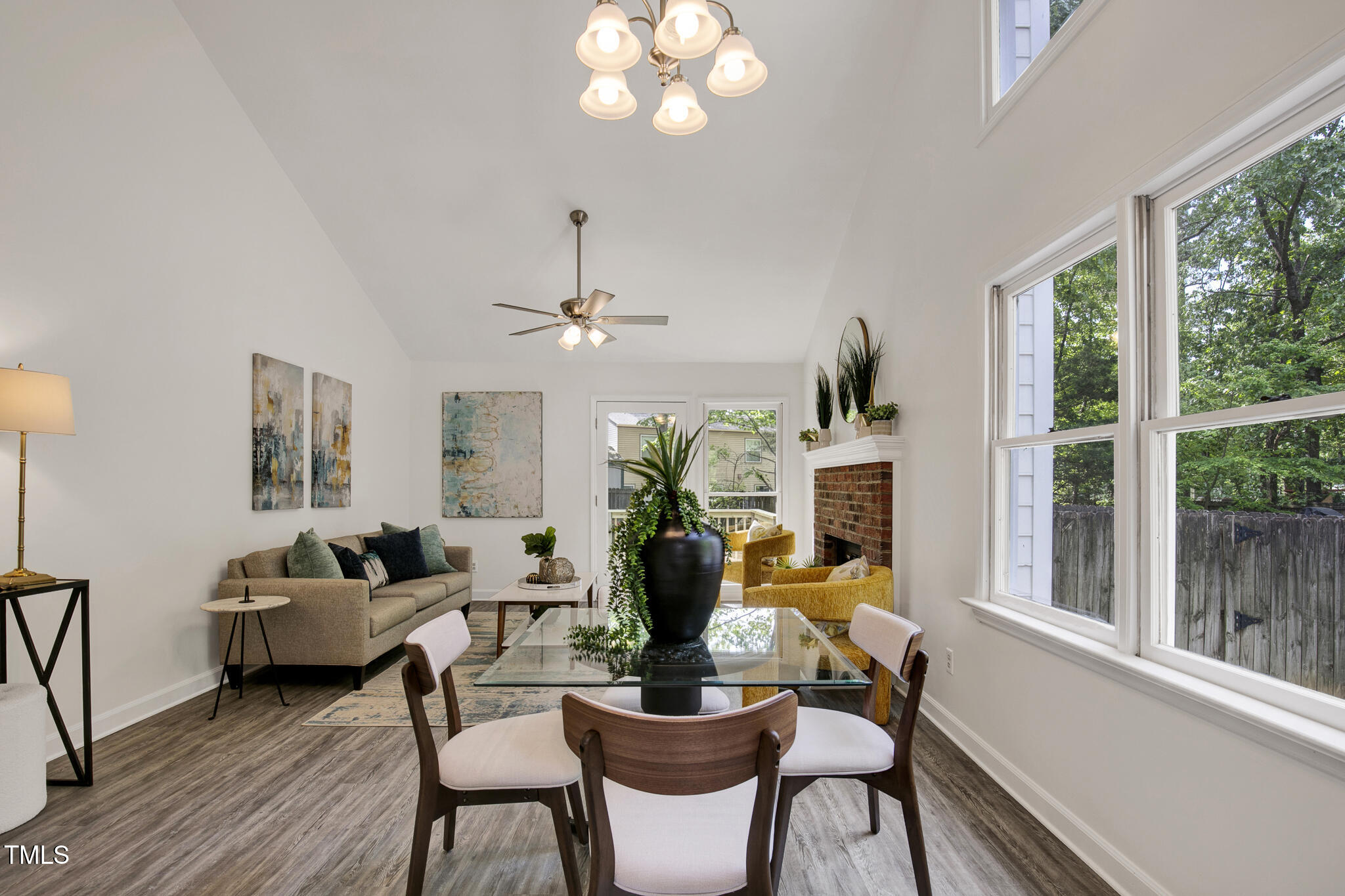 2611 Sawmill Road Raleigh, NC 27613 - Photo 5 of 31 2611SawmillRd-12