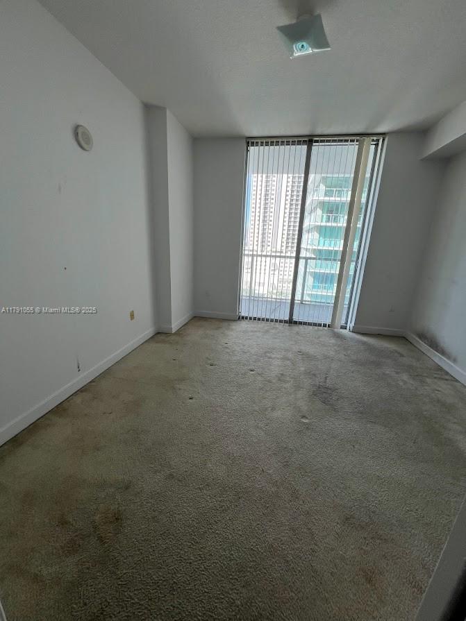 79 Southwest 12th Street, Unit 1710S Miami, FL 33130 - Photo 5 of 18