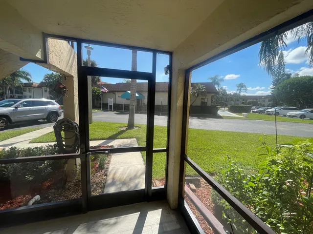 $2,200 | 7233 Golf Colony Court, Unit 102, Lake Worth, FL 33467