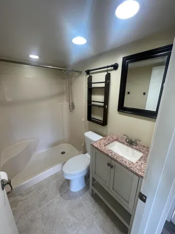 $2,200 | 7233 Golf Colony Court, Unit 102, Lake Worth, FL 33467