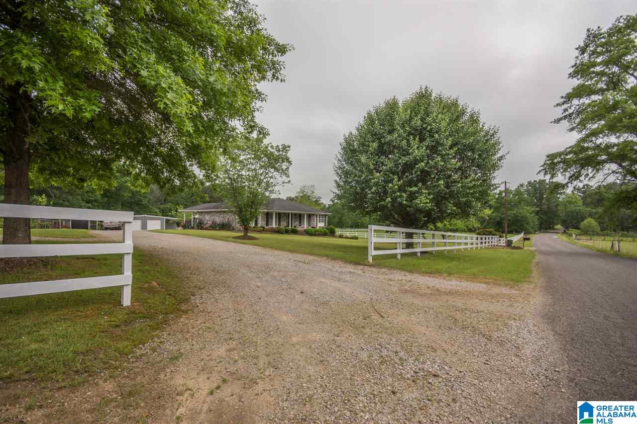 4025 Nixon Road Bessemer, AL 35022 - Photo 7 of 49