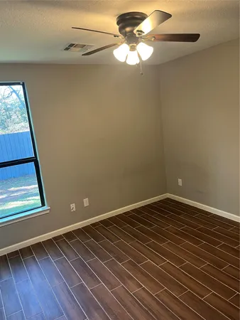 $1,300 | 18222 Bonnie Alice Drive, Unit B, Montgomery, TX 77316