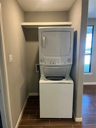 $1,300 | 18222 Bonnie Alice Drive, Unit B, Montgomery, TX 77316